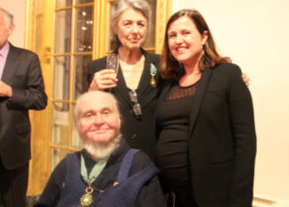 French Honors Artist Carl Andre And Gallerist Paula Cooper With The Order Of Arts And Letters